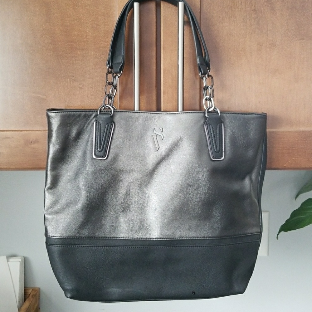 Simply Vera Tote
